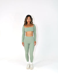 Evoke Scrunch Leggings - Sage Green